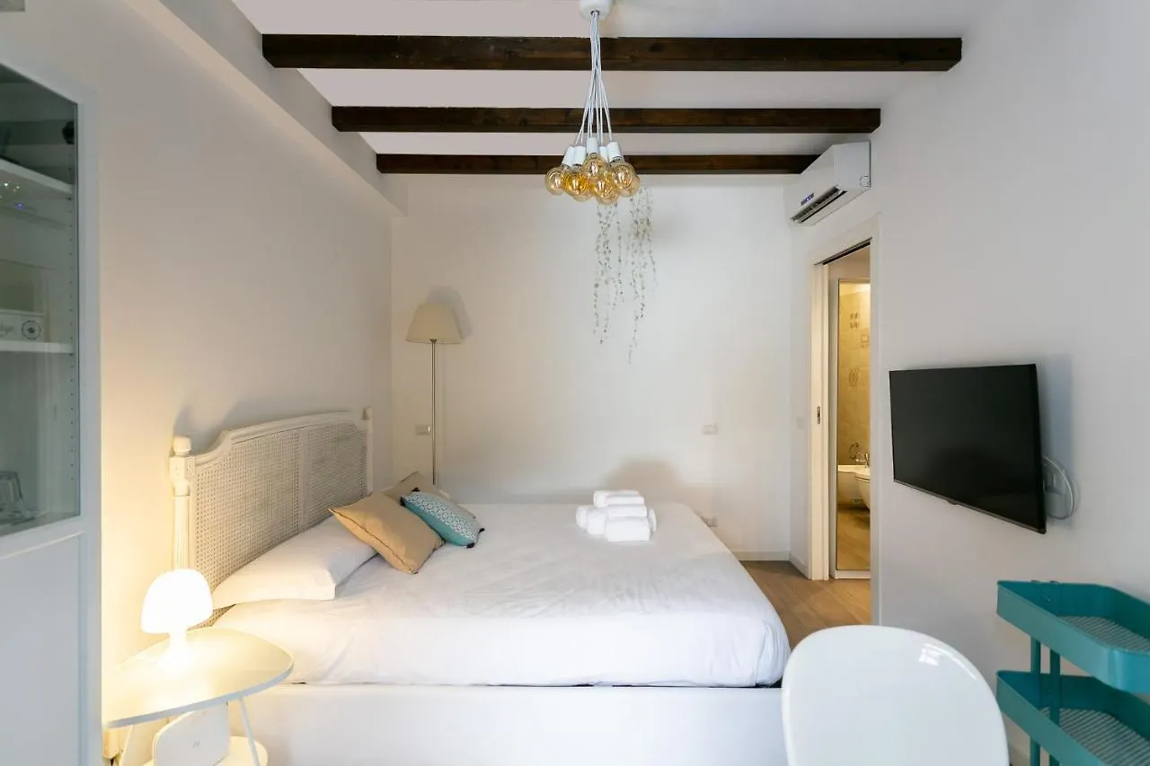 Milano Apartments Sant'Agostino Milan