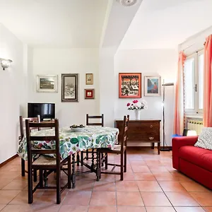 pratello-centrale-e-funzionale-apartment.emilia-romagnahotels.net/